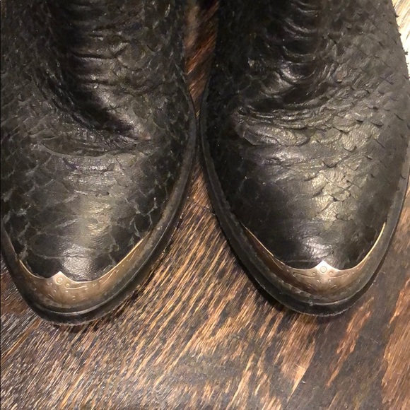 Authentic Golden goose black boots - Picture 8 of 9
